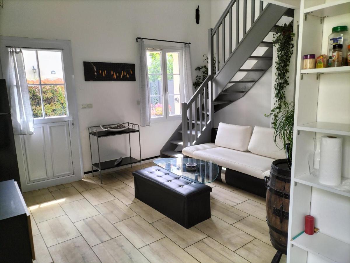 Maison Dans Une Residence De Vacances Gallargues-le-Montueux Εξωτερικό φωτογραφία