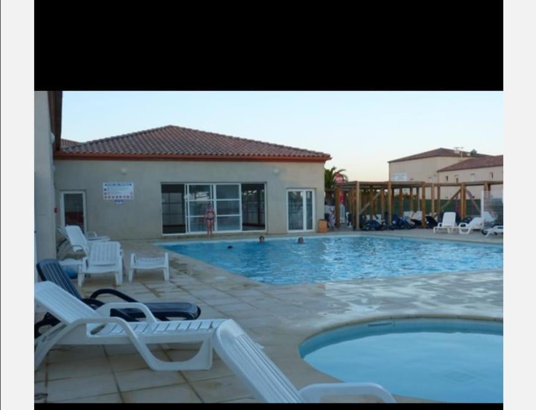 Maison Dans Une Residence De Vacances Gallargues-le-Montueux Εξωτερικό φωτογραφία