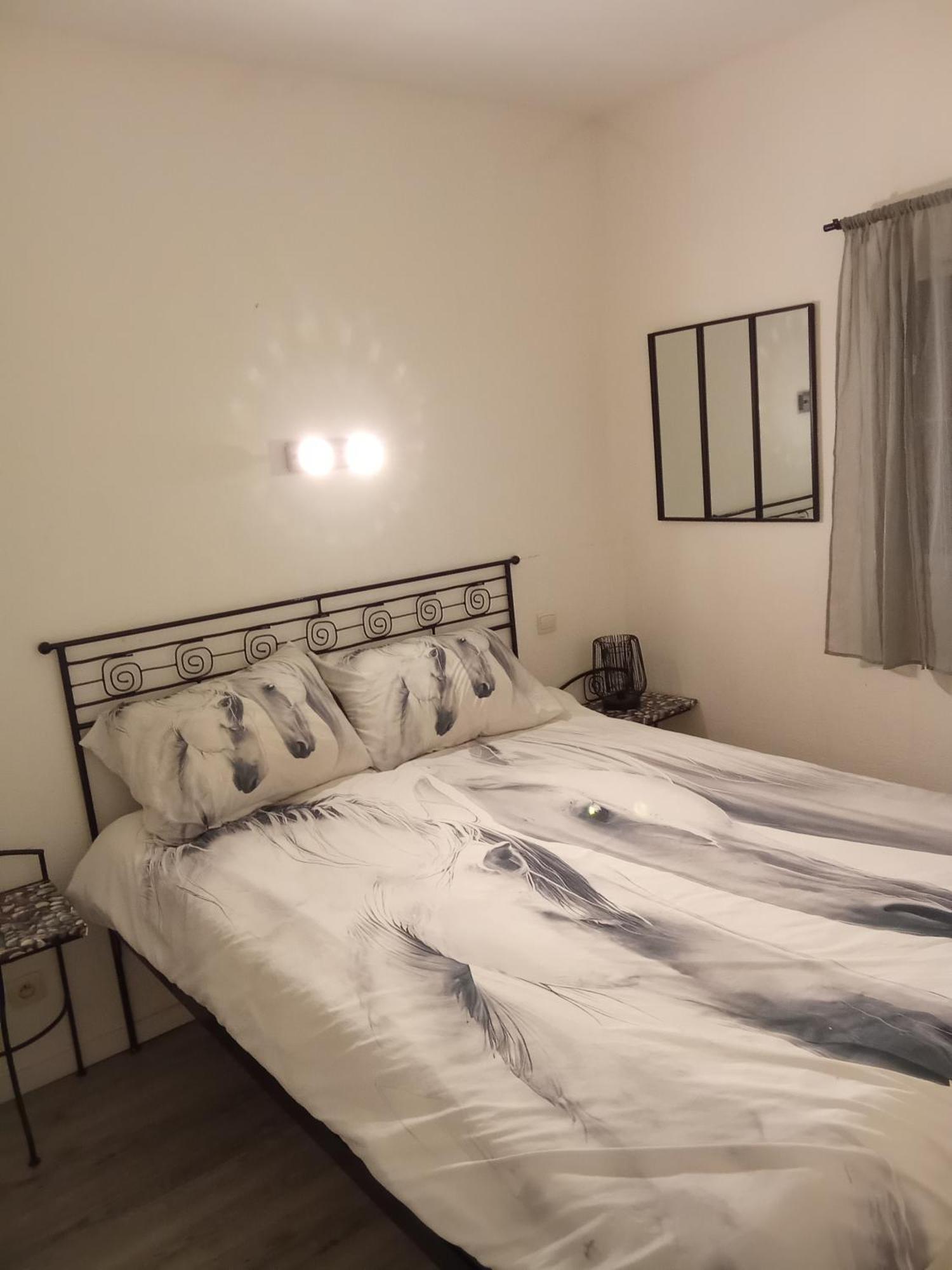 Maison Dans Une Residence De Vacances Gallargues-le-Montueux Εξωτερικό φωτογραφία