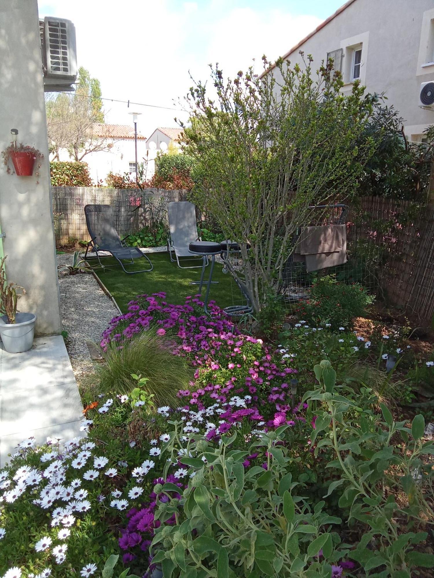 Maison Dans Une Residence De Vacances Gallargues-le-Montueux Εξωτερικό φωτογραφία